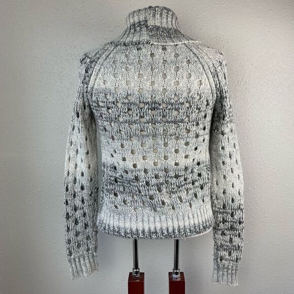 American Eagle Loose Knit Cardigan Sweater Size XS EUC - Picture 8 of 9